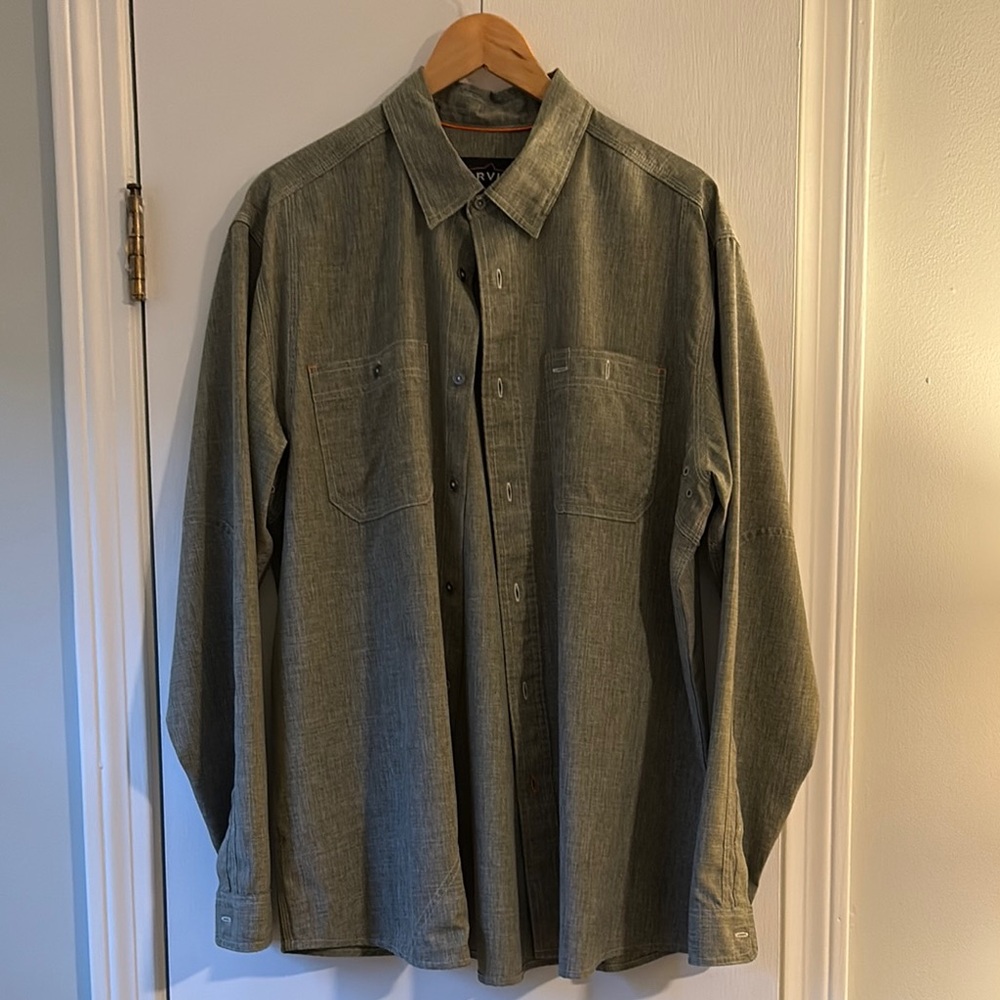 Orvis Green Button-Up Shirt